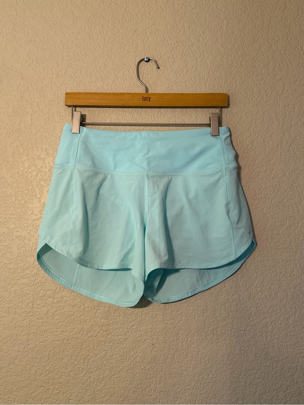 Lululemon Speed Up High Rise Shorts in Blue Glow, Sz 4